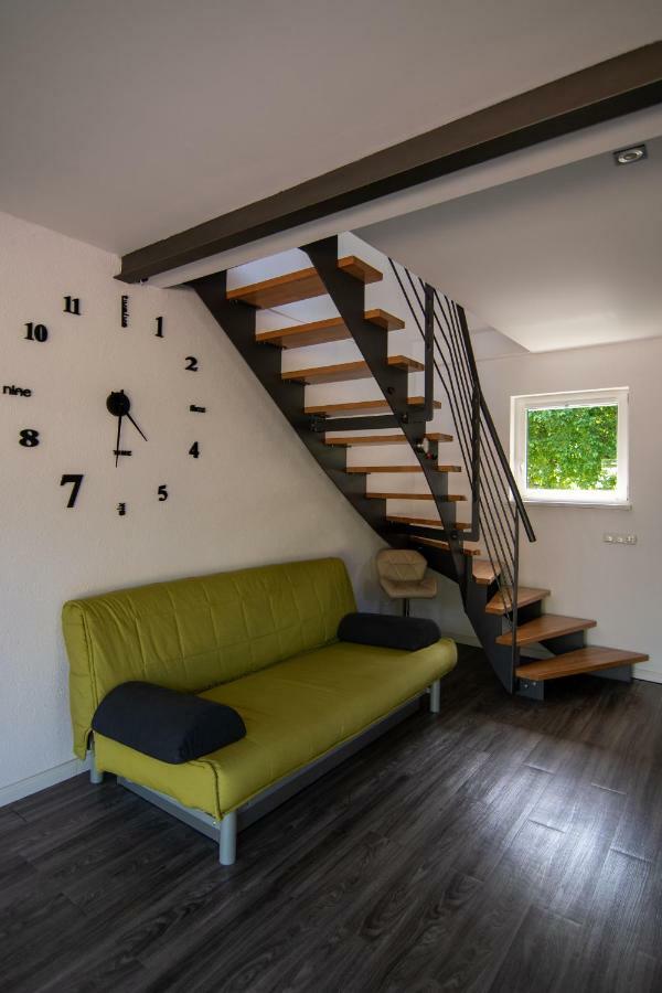 Ferienhaus Goermer Mit Wasserbett Schmölln Esterno foto
