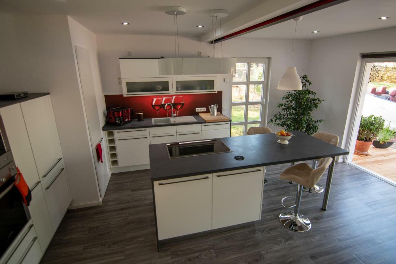 Ferienhaus Goermer Mit Wasserbett Schmölln Esterno foto